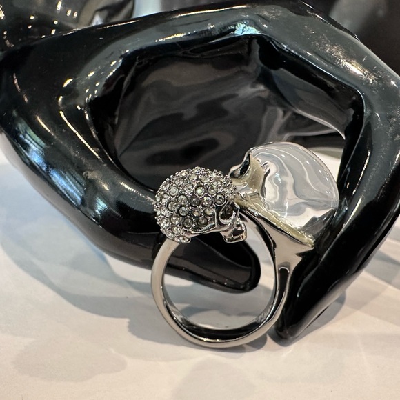 🆕 Alexis Bittar Skull Ring Swarovski Crystal Gun Metal Size 6.5 - Picture 5 of 8